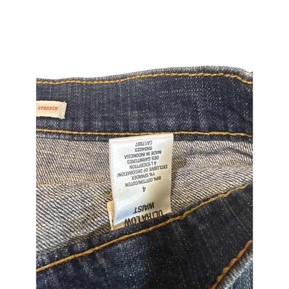 Old Navy Y2K Ultra Low Waist Denim Micro Mini Skirt 4 With Button Front & Pocket - Picture 3 of 6